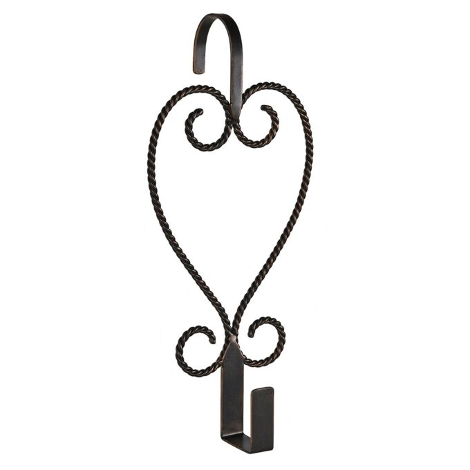 Метална закачалка "Сърце" с извити орнаменти